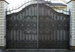 gate-1.jpg